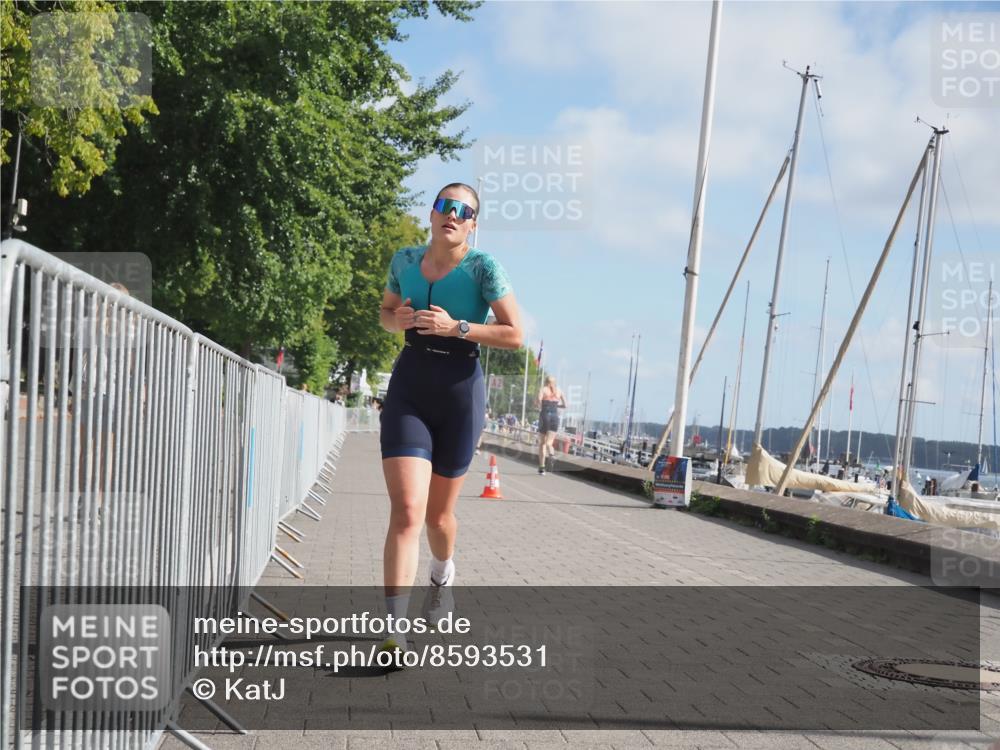 17.08.2025 - KN Förde Triathlon 2025 KatJ http://msf.ph/oto/8593531 17.08.2025 10:21:08 Laufen 179, 220 meine-sportfotos.de
