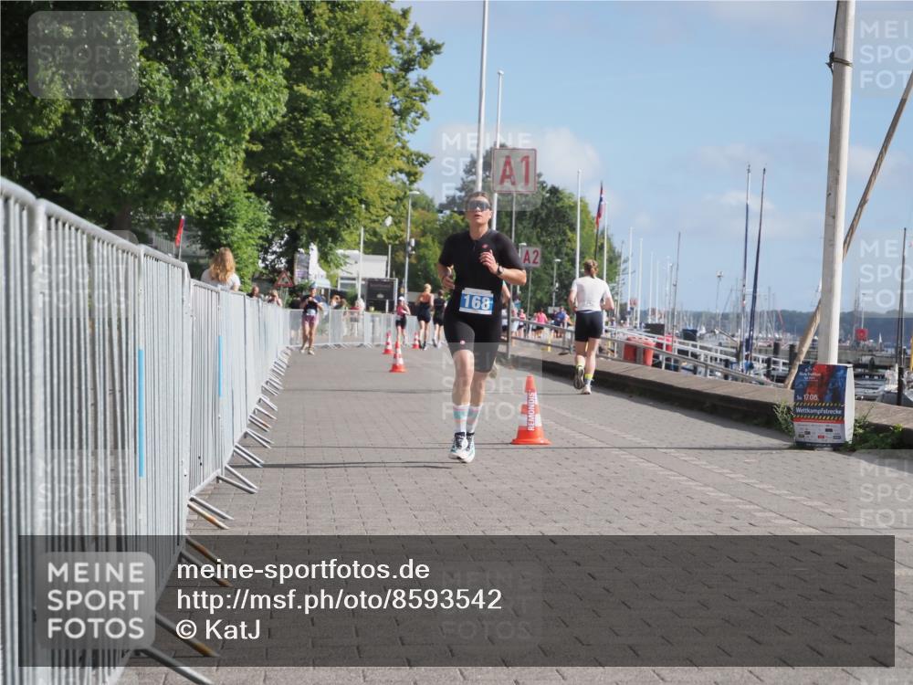 17.08.2025 - KN Förde Triathlon 2025 KatJ http://msf.ph/oto/8593542 17.08.2025 10:21:21 Laufen 168 meine-sportfotos.de