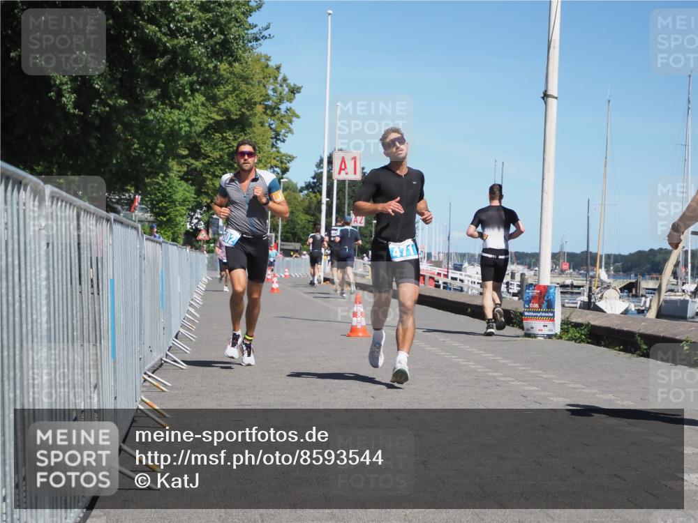 17.08.2025 - KN Förde Triathlon 2025 KatJ http://msf.ph/oto/8593544 17.08.2025 13:39:24 Laufen 471, 502 meine-sportfotos.de