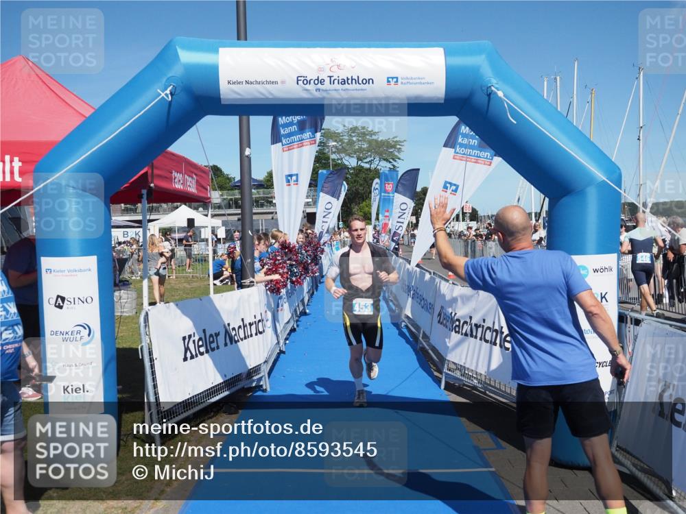17.08.2025 - KN Förde Triathlon 2025 MichiJ http://msf.ph/oto/8593545 17.08.2025 13:53:37 Laufen 453, 475 meine-sportfotos.de