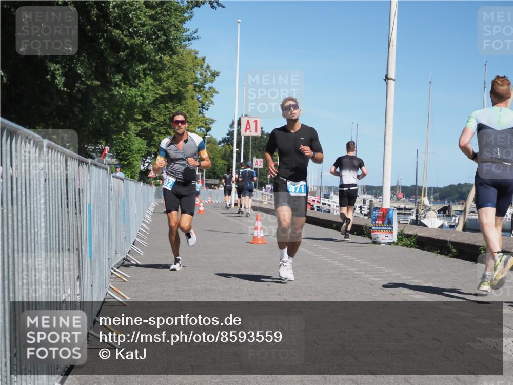 17.08.2025 - KN Förde Triathlon 2025 KatJ http://msf.ph/oto/8593559 17.08.2025 13:39:24 Laufen 471, 502 meine-sportfotos.de