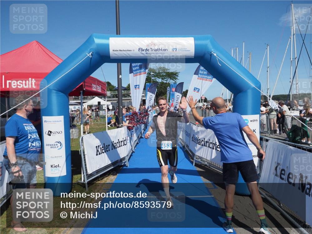 17.08.2025 - KN Förde Triathlon 2025 MichiJ http://msf.ph/oto/8593579 17.08.2025 13:53:37 Laufen 453, 475 meine-sportfotos.de