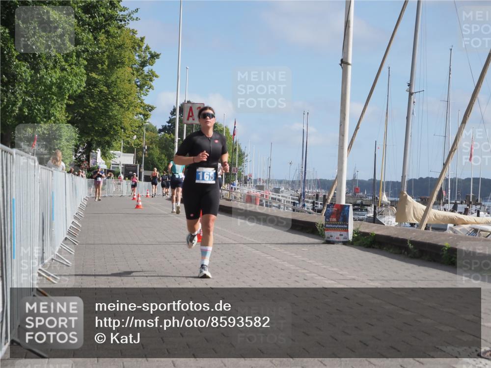 17.08.2025 - KN Förde Triathlon 2025 KatJ http://msf.ph/oto/8593582 17.08.2025 10:21:22 Laufen 168 meine-sportfotos.de