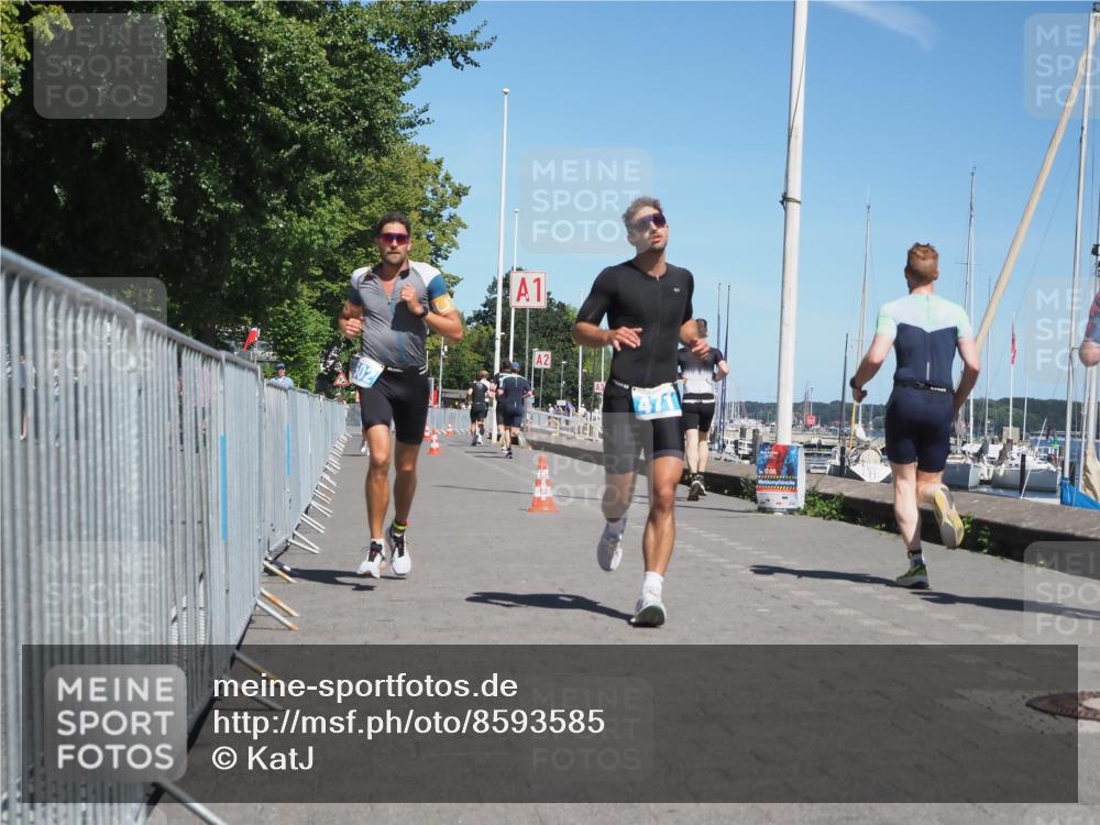 17.08.2025 - KN Förde Triathlon 2025 KatJ http://msf.ph/oto/8593585 17.08.2025 13:39:25 Laufen 471, 502 meine-sportfotos.de
