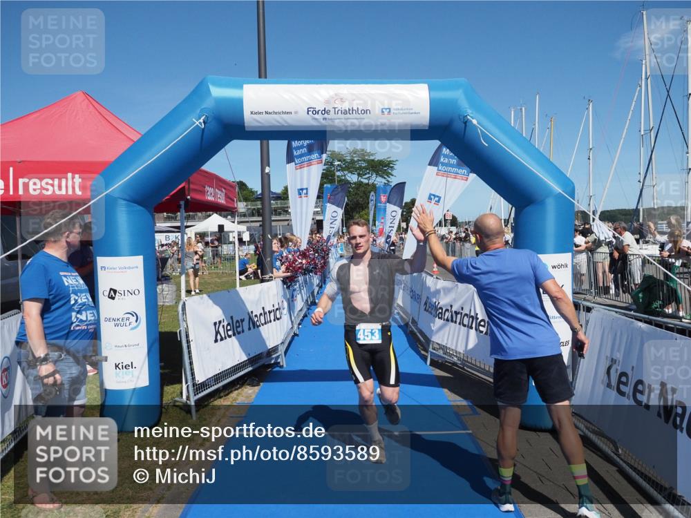 17.08.2025 - KN Förde Triathlon 2025 MichiJ http://msf.ph/oto/8593589 17.08.2025 13:53:37 Laufen 453, 475 meine-sportfotos.de