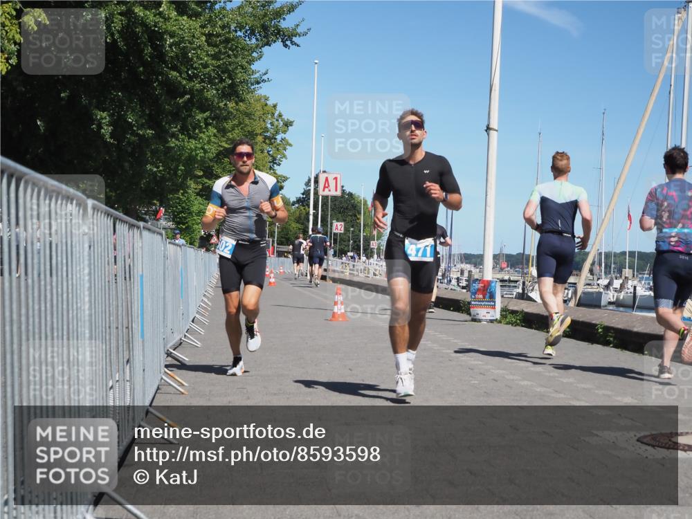 17.08.2025 - KN Förde Triathlon 2025 KatJ http://msf.ph/oto/8593598 17.08.2025 13:39:25 Laufen 471, 502 meine-sportfotos.de