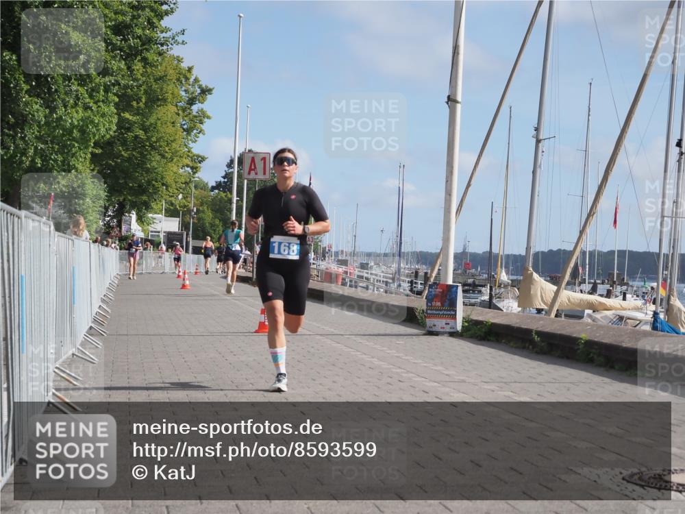 17.08.2025 - KN Förde Triathlon 2025 KatJ http://msf.ph/oto/8593599 17.08.2025 10:21:23 Laufen 168 meine-sportfotos.de