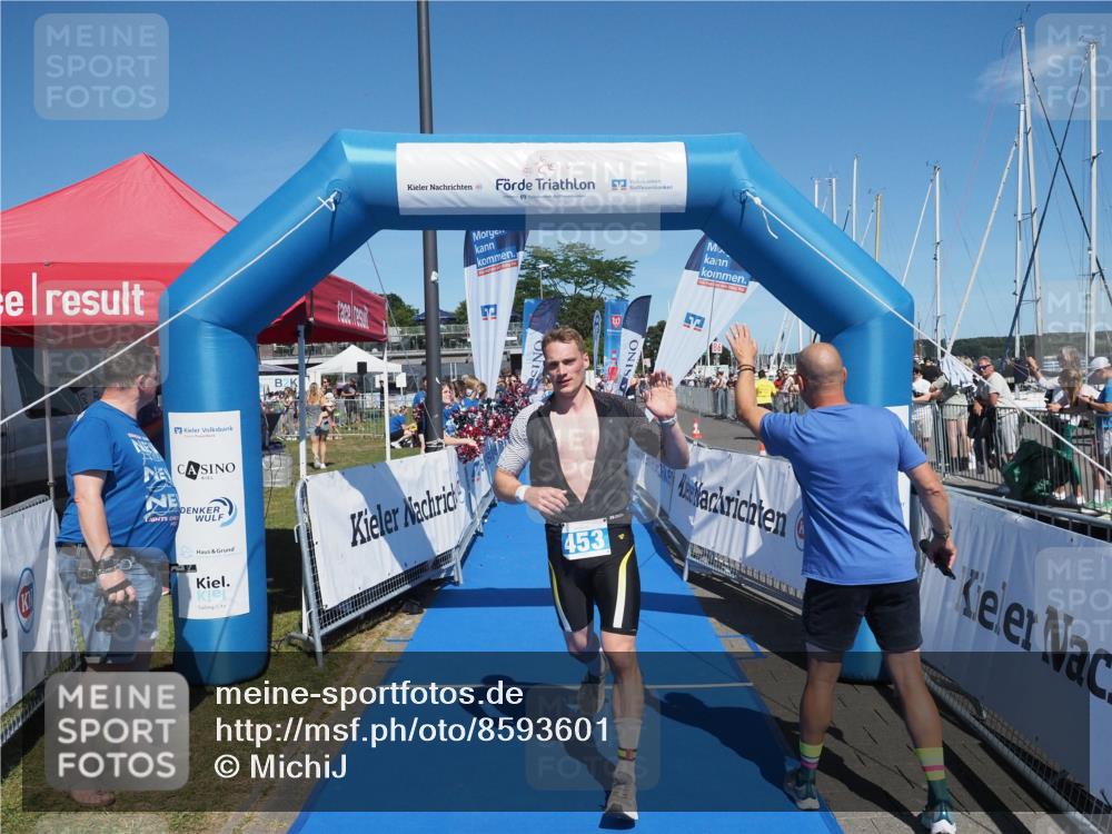 17.08.2025 - KN Förde Triathlon 2025 MichiJ http://msf.ph/oto/8593601 17.08.2025 13:53:38 Laufen 453 meine-sportfotos.de