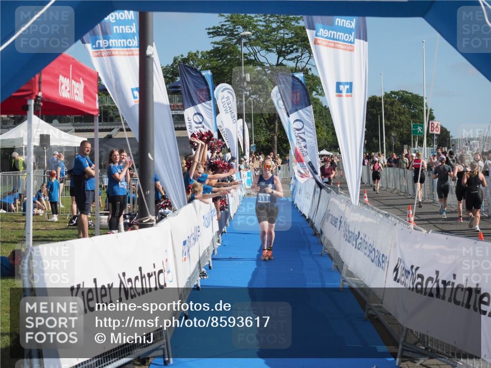 17.08.2025 - KN Förde Triathlon 2025 MichiJ http://msf.ph/oto/8593617 17.08.2025 10:37:06 Laufen 111, 185, 202, 250 meine-sportfotos.de