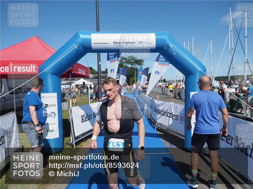 17.08.2025 - KN Förde Triathlon 2025 MichiJ http://msf.ph/oto/8593624 17.08.2025 13:53:38 Laufen 453 meine-sportfotos.de