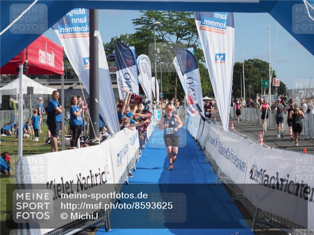 17.08.2025 - KN Förde Triathlon 2025 MichiJ http://msf.ph/oto/8593625 17.08.2025 10:37:07 Laufen 111, 185, 250 meine-sportfotos.de