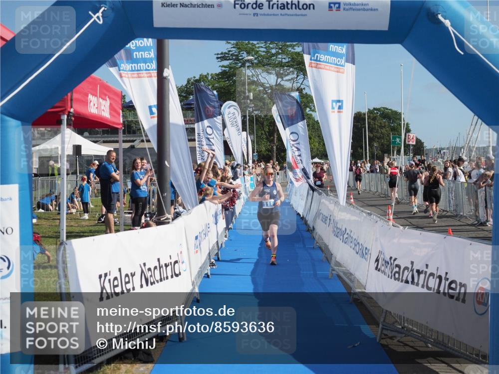 17.08.2025 - KN Förde Triathlon 2025 MichiJ http://msf.ph/oto/8593636 17.08.2025 10:37:07 Laufen 111, 185, 250 meine-sportfotos.de