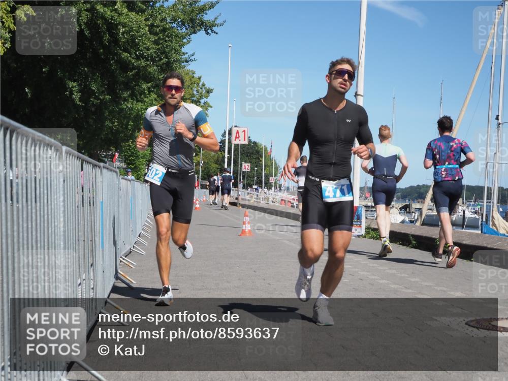 17.08.2025 - KN Förde Triathlon 2025 KatJ http://msf.ph/oto/8593637 17.08.2025 13:39:26 Laufen 471, 502 meine-sportfotos.de