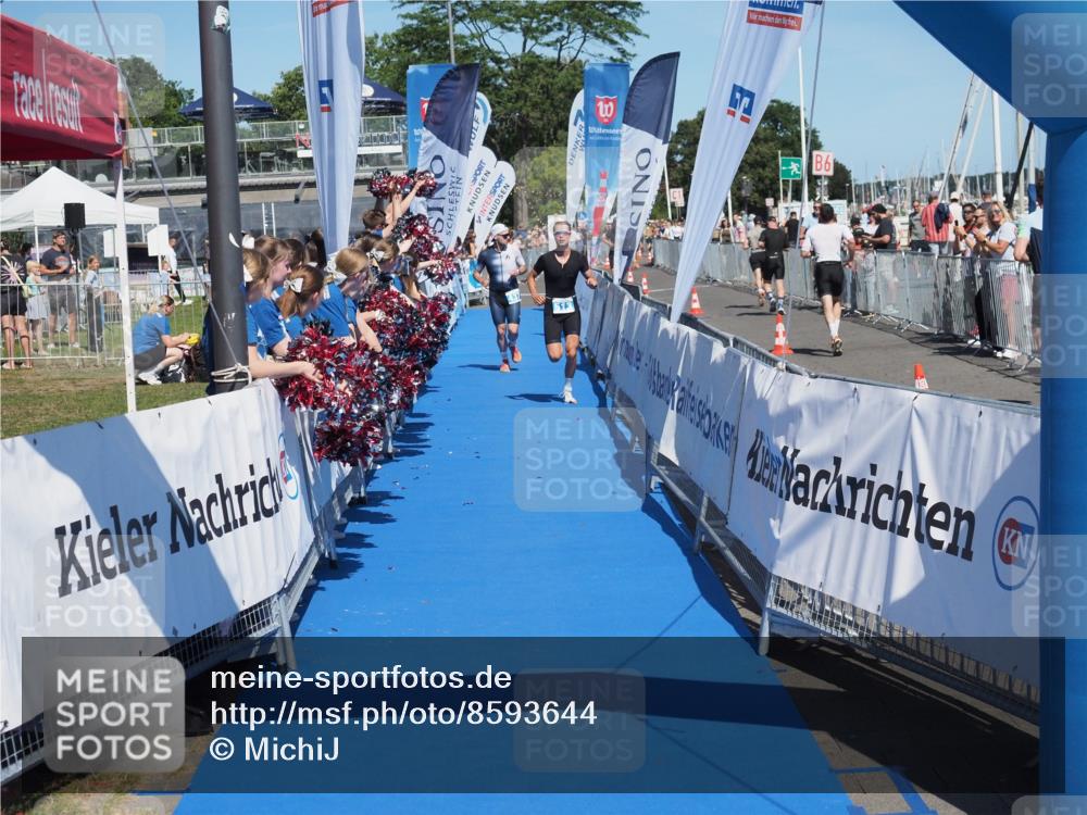 17.08.2025 - KN Förde Triathlon 2025 MichiJ http://msf.ph/oto/8593644 17.08.2025 13:54:06 Laufen 437, 513 meine-sportfotos.de