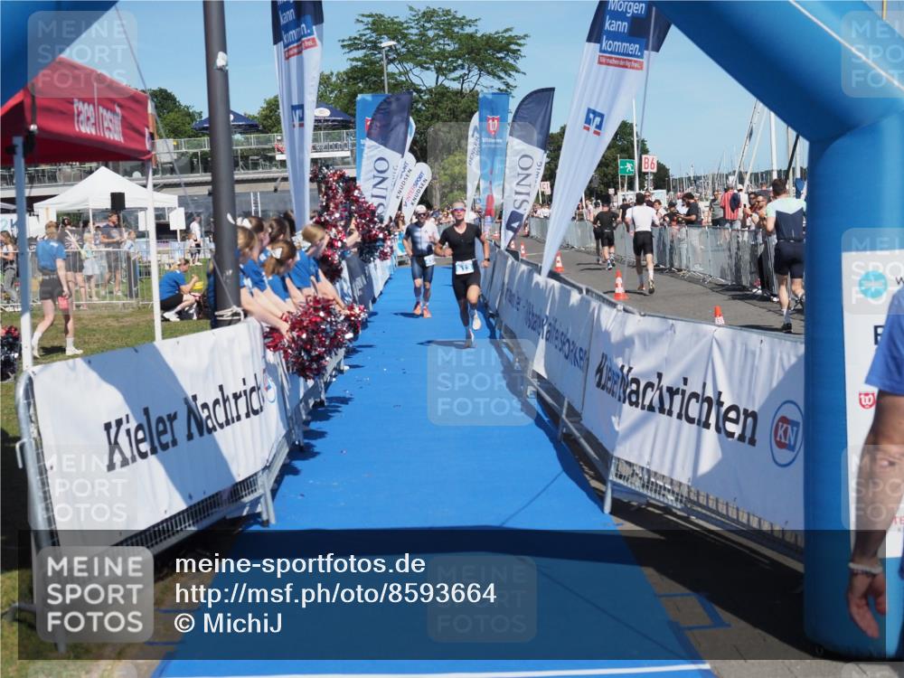 17.08.2025 - KN Förde Triathlon 2025 MichiJ http://msf.ph/oto/8593664 17.08.2025 13:54:06 Laufen 437, 513 meine-sportfotos.de