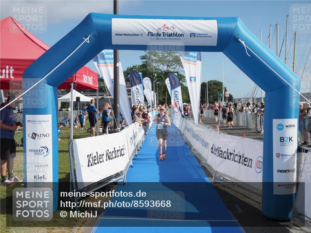 17.08.2025 - KN Förde Triathlon 2025 MichiJ http://msf.ph/oto/8593668 17.08.2025 10:37:08 Laufen 111, 185 meine-sportfotos.de