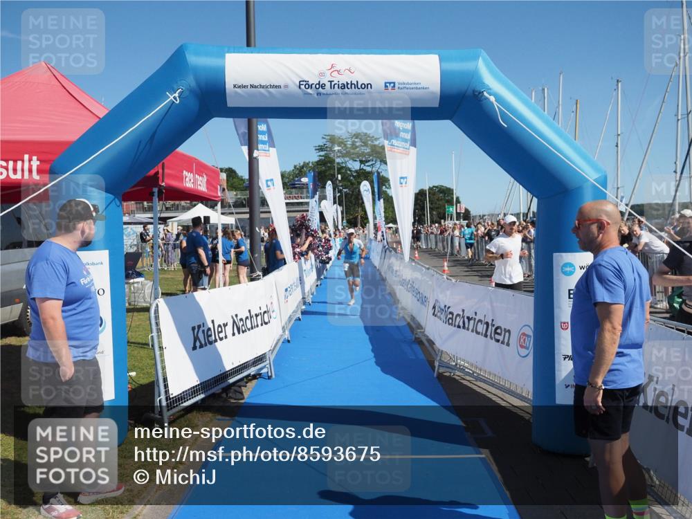 17.08.2025 - KN Förde Triathlon 2025 MichiJ http://msf.ph/oto/8593675 17.08.2025 12:01:11 Laufen 275 meine-sportfotos.de