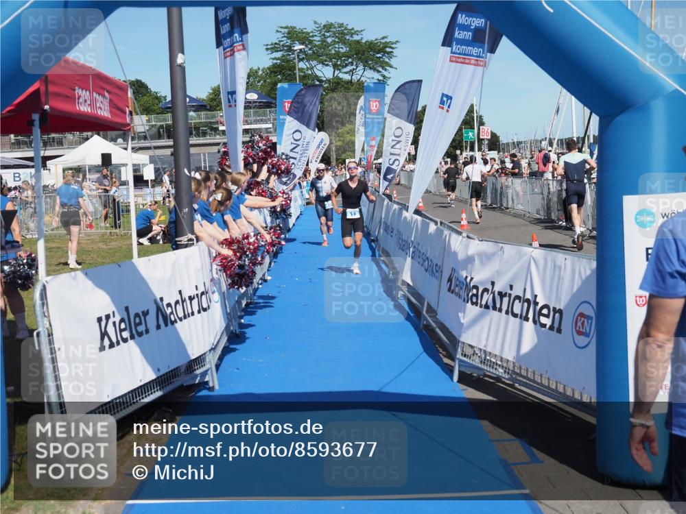 17.08.2025 - KN Förde Triathlon 2025 MichiJ http://msf.ph/oto/8593677 17.08.2025 13:54:06 Laufen 437, 513 meine-sportfotos.de