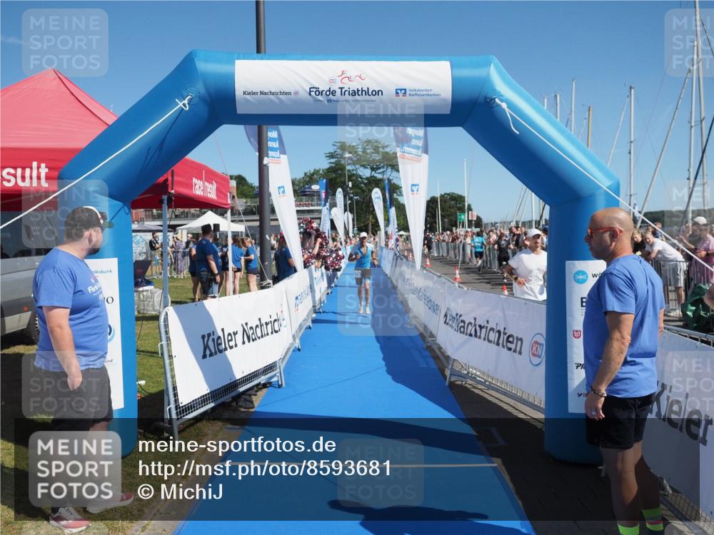 17.08.2025 - KN Förde Triathlon 2025 MichiJ http://msf.ph/oto/8593681 17.08.2025 12:01:11 Laufen 275 meine-sportfotos.de
