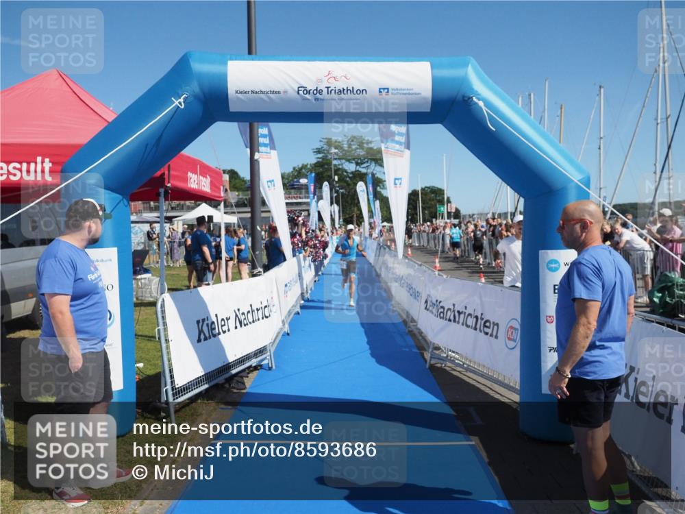 17.08.2025 - KN Förde Triathlon 2025 MichiJ http://msf.ph/oto/8593686 17.08.2025 12:01:12 Laufen 275 meine-sportfotos.de