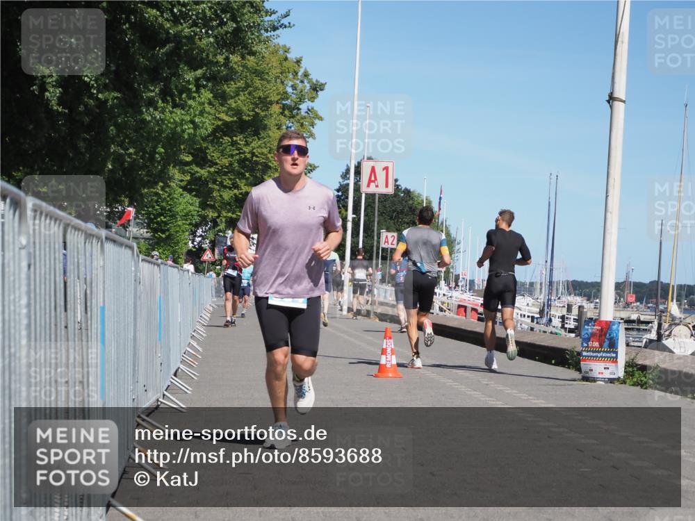 17.08.2025 - KN Förde Triathlon 2025 KatJ http://msf.ph/oto/8593688 17.08.2025 13:39:34 Laufen 504 meine-sportfotos.de