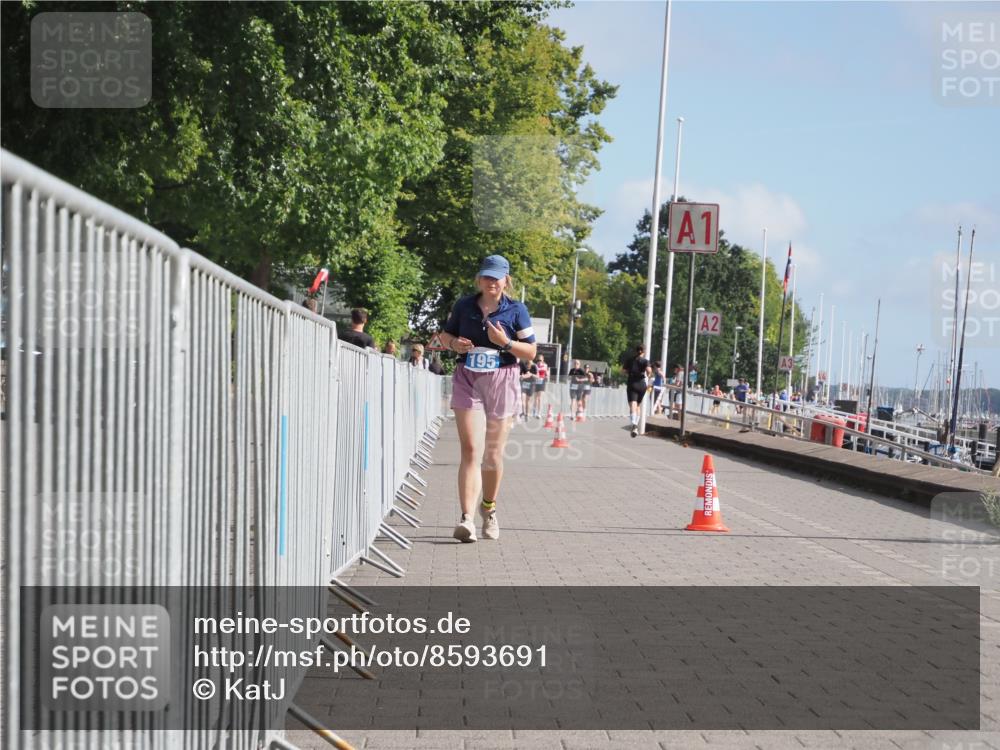 17.08.2025 - KN Förde Triathlon 2025 KatJ http://msf.ph/oto/8593691 17.08.2025 10:21:43 Laufen 195 meine-sportfotos.de