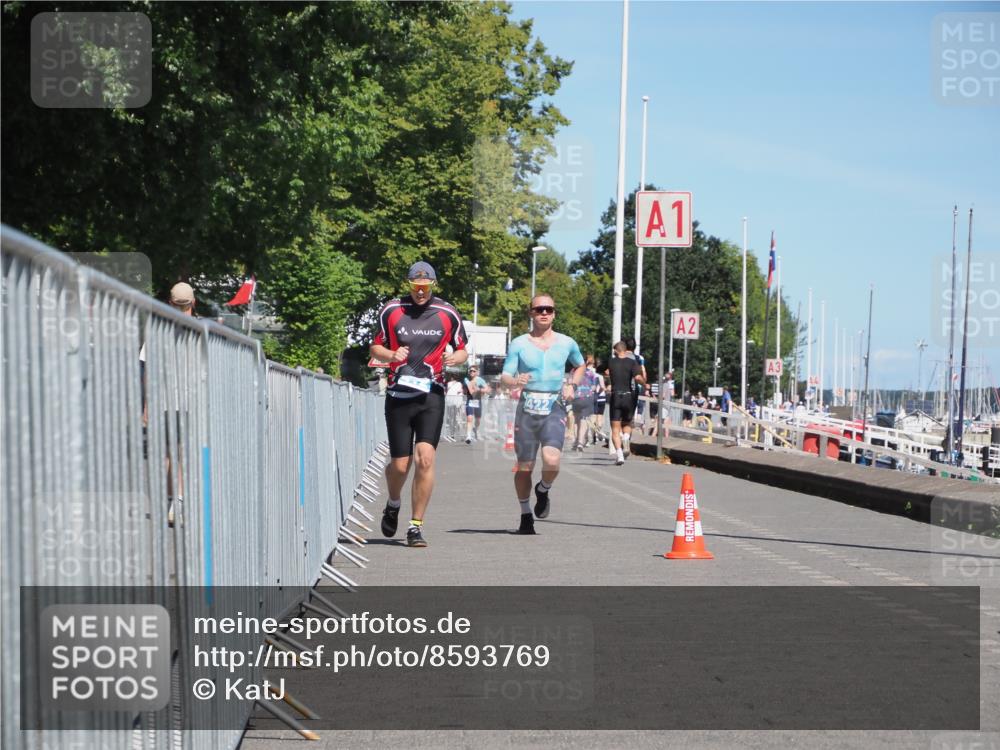17.08.2025 - KN Förde Triathlon 2025 KatJ http://msf.ph/oto/8593769 17.08.2025 13:39:42 Laufen 412, 422 meine-sportfotos.de