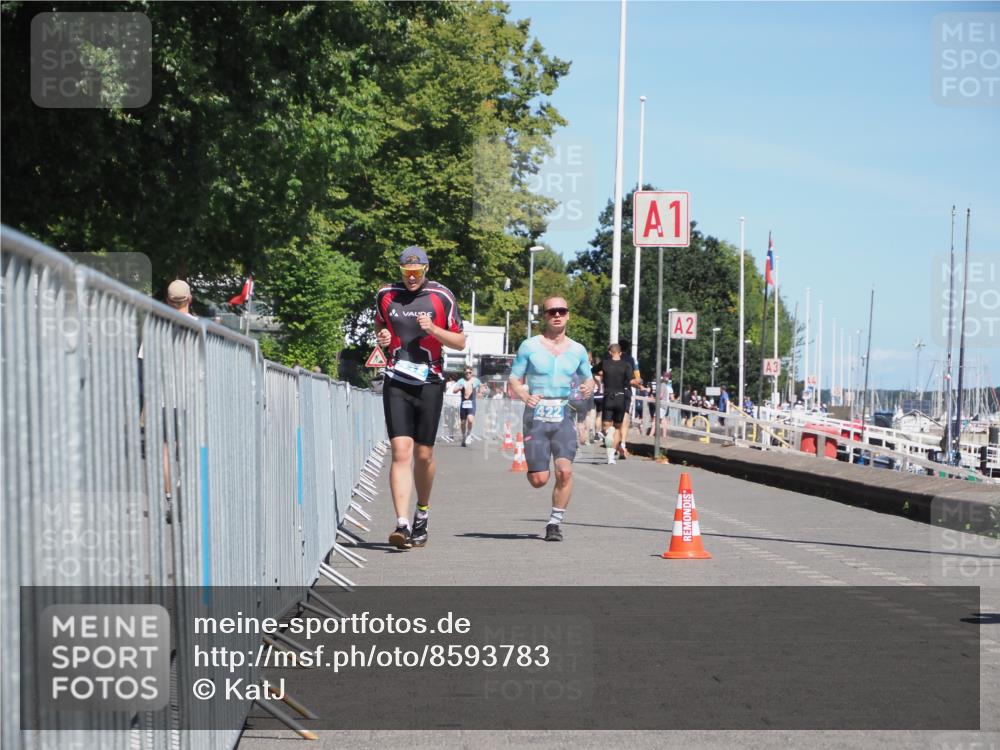 17.08.2025 - KN Förde Triathlon 2025 KatJ http://msf.ph/oto/8593783 17.08.2025 13:39:42 Laufen 412, 422 meine-sportfotos.de