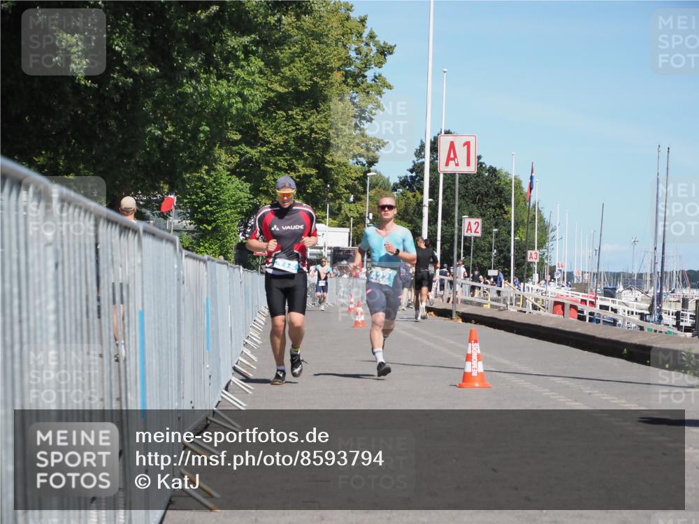 17.08.2025 - KN Förde Triathlon 2025 KatJ http://msf.ph/oto/8593794 17.08.2025 13:39:42 Laufen 412, 422 meine-sportfotos.de