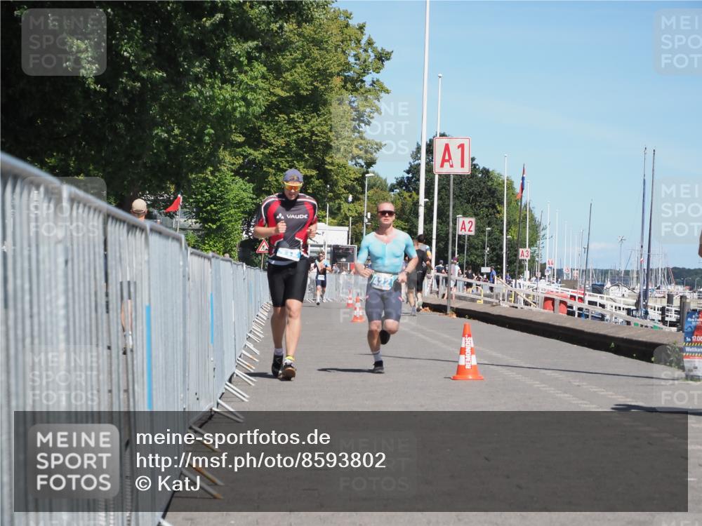 17.08.2025 - KN Förde Triathlon 2025 KatJ http://msf.ph/oto/8593802 17.08.2025 13:39:42 Laufen 412, 422 meine-sportfotos.de