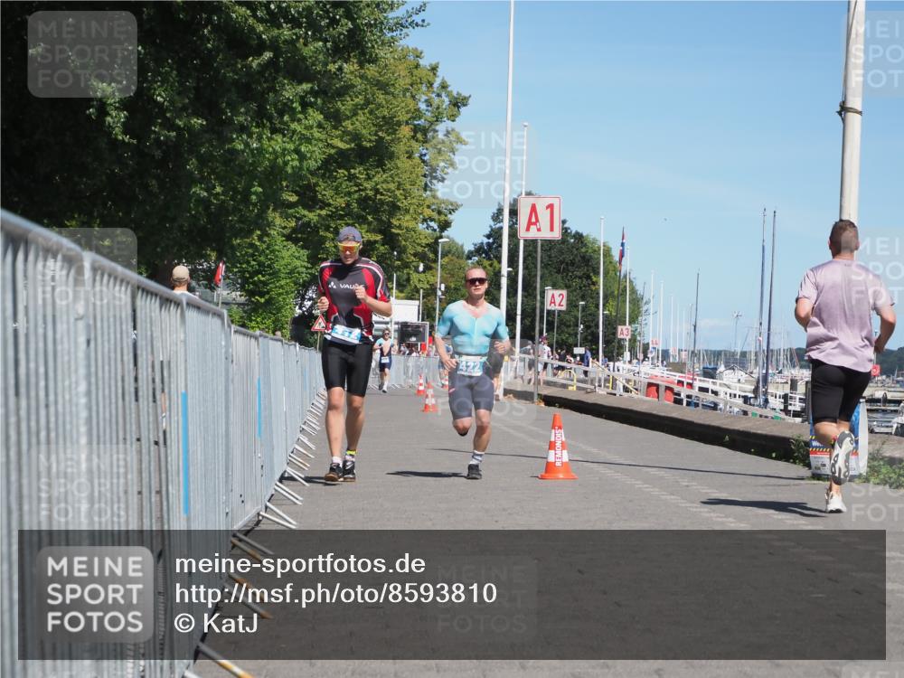 17.08.2025 - KN Förde Triathlon 2025 KatJ http://msf.ph/oto/8593810 17.08.2025 13:39:43 Laufen 412, 422 meine-sportfotos.de