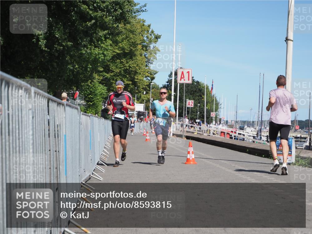 17.08.2025 - KN Förde Triathlon 2025 KatJ http://msf.ph/oto/8593815 17.08.2025 13:39:43 Laufen 412, 422 meine-sportfotos.de