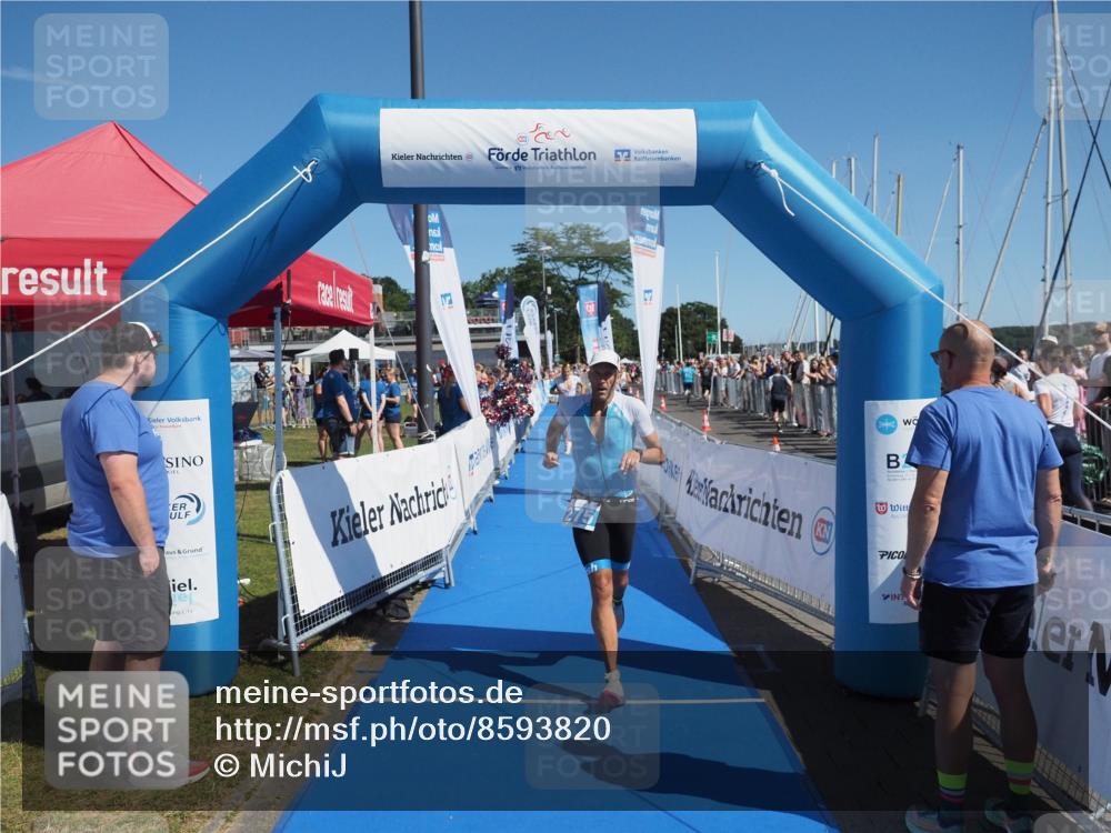 17.08.2025 - KN Förde Triathlon 2025 MichiJ http://msf.ph/oto/8593820 17.08.2025 12:01:14 Laufen 275, 287 meine-sportfotos.de