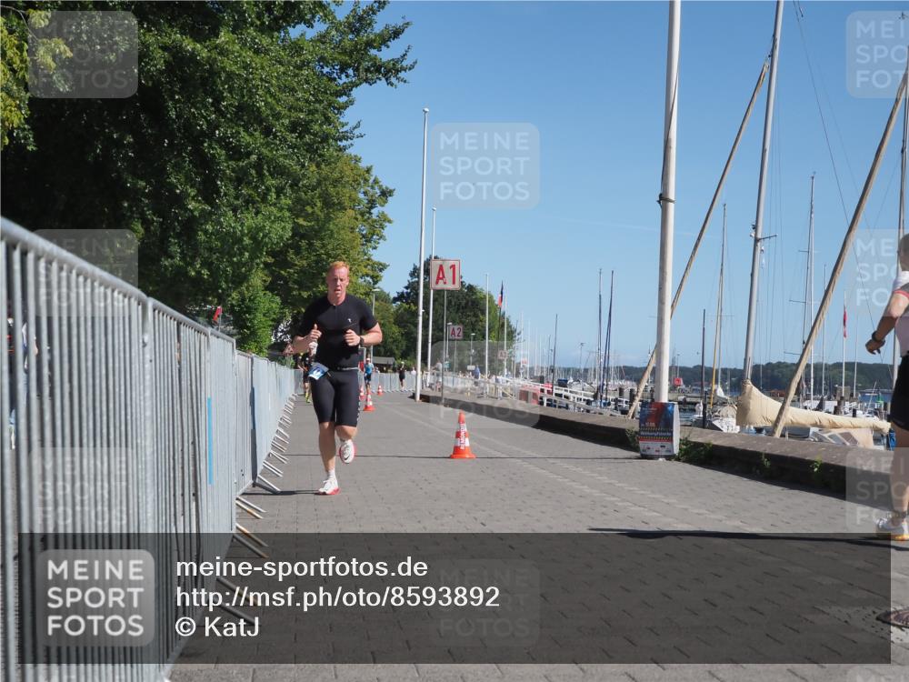 17.08.2025 - KN Förde Triathlon 2025 KatJ http://msf.ph/oto/8593892 17.08.2025 11:39:19 Laufen 270 meine-sportfotos.de