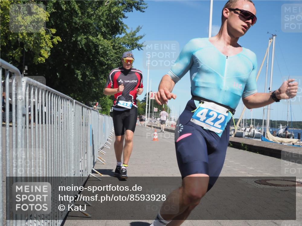 17.08.2025 - KN Förde Triathlon 2025 KatJ http://msf.ph/oto/8593928 17.08.2025 13:39:48 Laufen 412, 422 meine-sportfotos.de