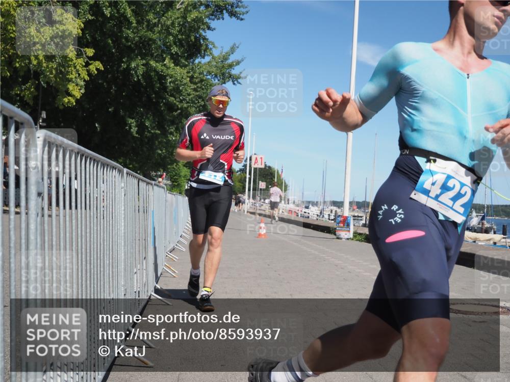 17.08.2025 - KN Förde Triathlon 2025 KatJ http://msf.ph/oto/8593937 17.08.2025 13:39:48 Laufen 412, 422 meine-sportfotos.de