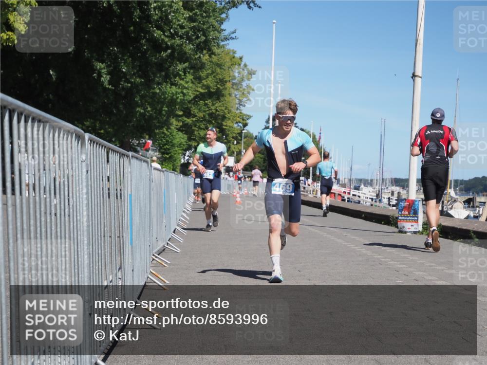 17.08.2025 - KN Förde Triathlon 2025 KatJ http://msf.ph/oto/8593996 17.08.2025 13:39:57 Laufen 469, 480, 482, 493 meine-sportfotos.de