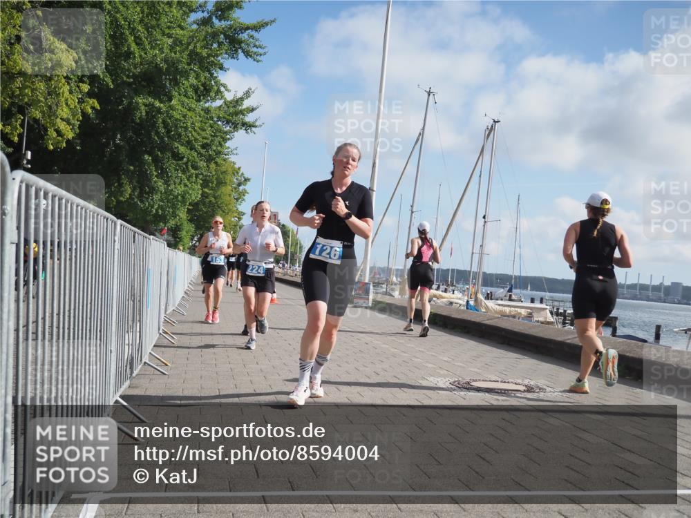 17.08.2025 - KN Förde Triathlon 2025 KatJ http://msf.ph/oto/8594004 17.08.2025 10:22:02 Laufen 125, 126, 147, 148, 153, 166, 224 meine-sportfotos.de