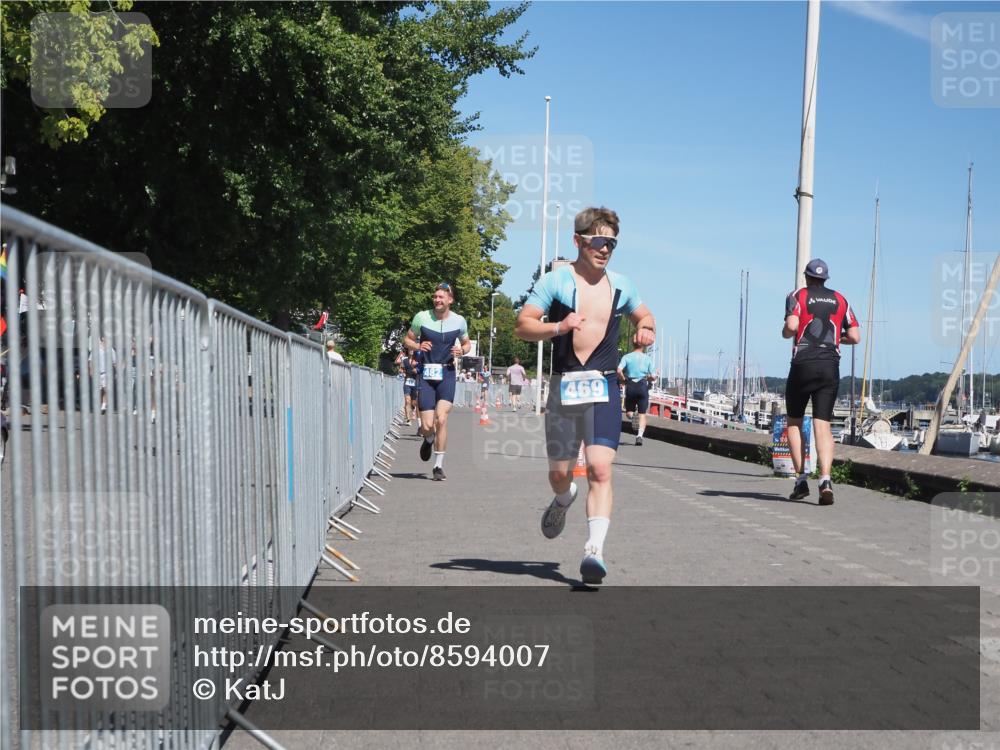 17.08.2025 - KN Förde Triathlon 2025 KatJ http://msf.ph/oto/8594007 17.08.2025 13:39:58 Laufen 469, 480, 482, 493 meine-sportfotos.de