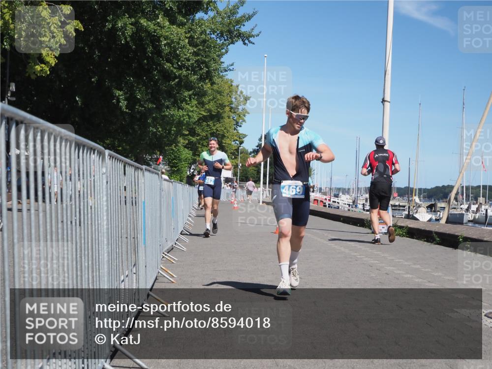 17.08.2025 - KN Förde Triathlon 2025 KatJ http://msf.ph/oto/8594018 17.08.2025 13:39:58 Laufen 469, 480, 482, 493 meine-sportfotos.de
