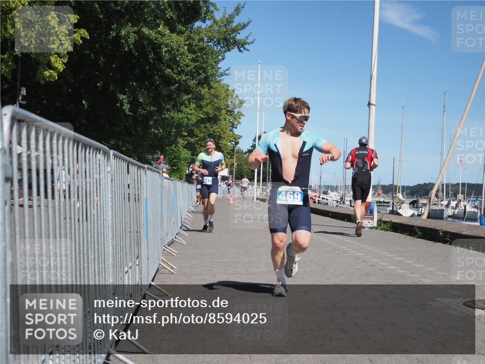 17.08.2025 - KN Förde Triathlon 2025 KatJ http://msf.ph/oto/8594025 17.08.2025 13:39:58 Laufen 469, 480, 482, 493 meine-sportfotos.de