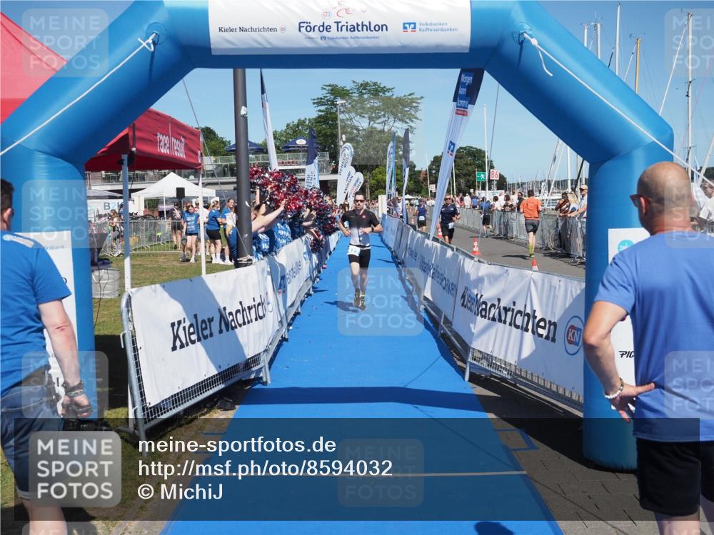 17.08.2025 - KN Förde Triathlon 2025 MichiJ http://msf.ph/oto/8594032 17.08.2025 13:54:34 Laufen 423 meine-sportfotos.de