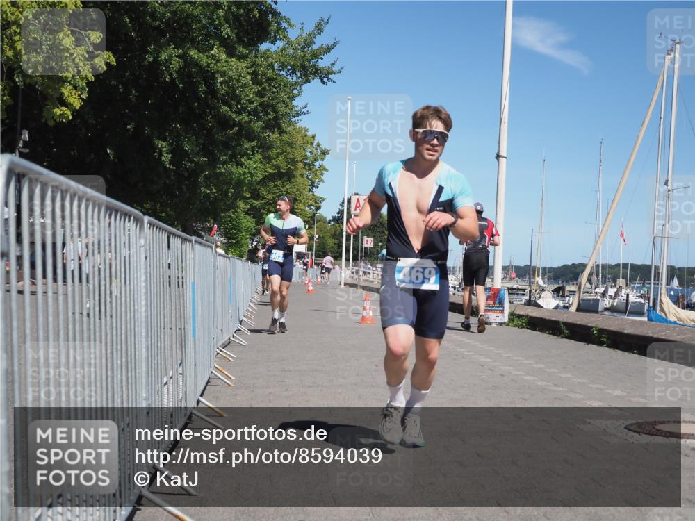 17.08.2025 - KN Förde Triathlon 2025 KatJ http://msf.ph/oto/8594039 17.08.2025 13:39:58 Laufen 469, 480, 482, 493 meine-sportfotos.de