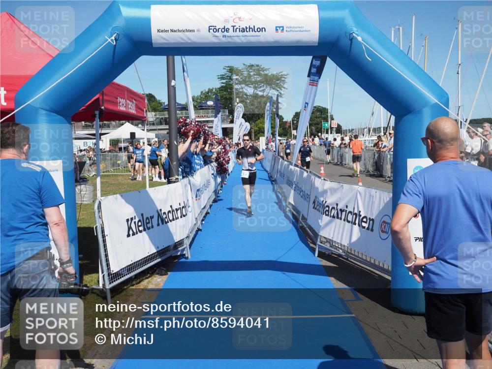 17.08.2025 - KN Förde Triathlon 2025 MichiJ http://msf.ph/oto/8594041 17.08.2025 13:54:34 Laufen 423 meine-sportfotos.de