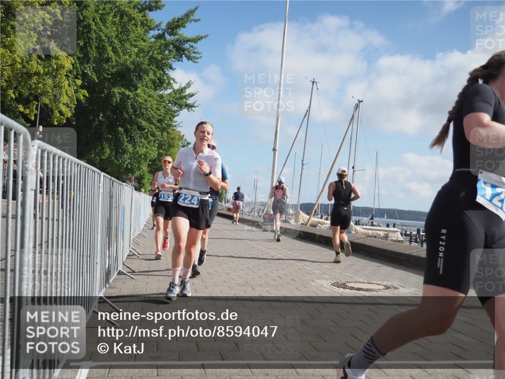 17.08.2025 - KN Förde Triathlon 2025 KatJ http://msf.ph/oto/8594047 17.08.2025 10:22:03 Laufen 125, 126, 147, 148, 153, 166, 224 meine-sportfotos.de