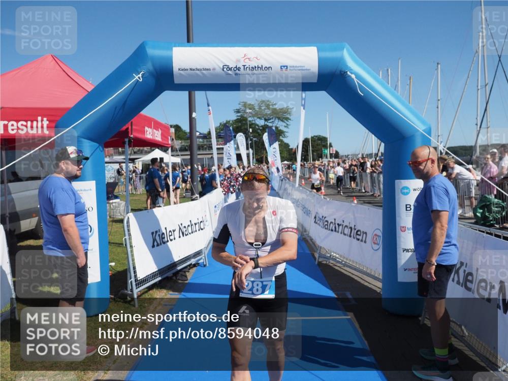 17.08.2025 - KN Förde Triathlon 2025 MichiJ http://msf.ph/oto/8594048 17.08.2025 12:01:19 Laufen 275, 287 meine-sportfotos.de