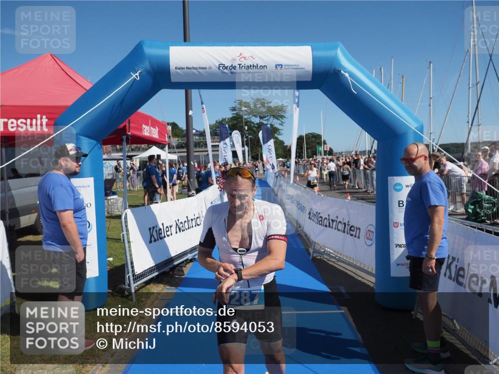 17.08.2025 - KN Förde Triathlon 2025 MichiJ http://msf.ph/oto/8594053 17.08.2025 12:01:19 Laufen 275, 287 meine-sportfotos.de