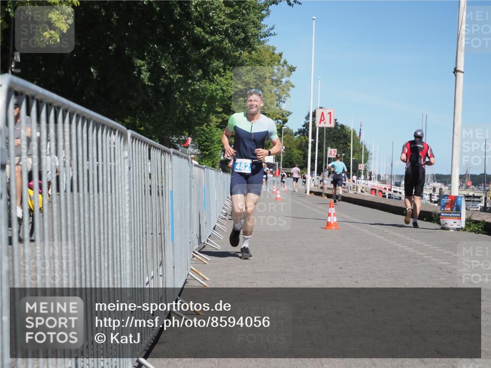17.08.2025 - KN Förde Triathlon 2025 KatJ http://msf.ph/oto/8594056 17.08.2025 13:40:00 Laufen 413, 469, 480, 482, 493 meine-sportfotos.de