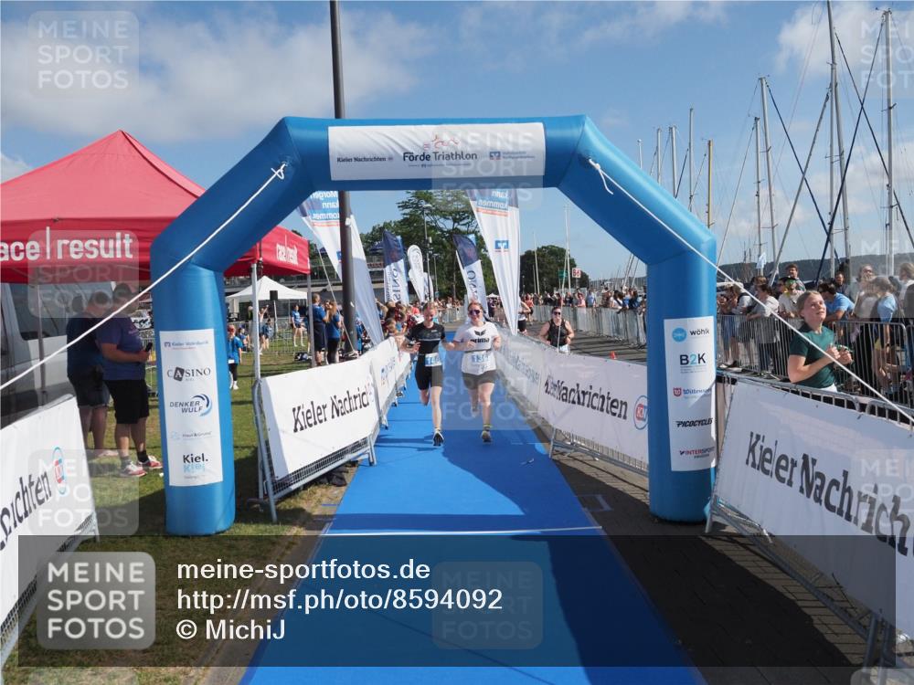 17.08.2025 - KN Förde Triathlon 2025 MichiJ http://msf.ph/oto/8594092 17.08.2025 10:37:35 Laufen 139, 140, 153 meine-sportfotos.de