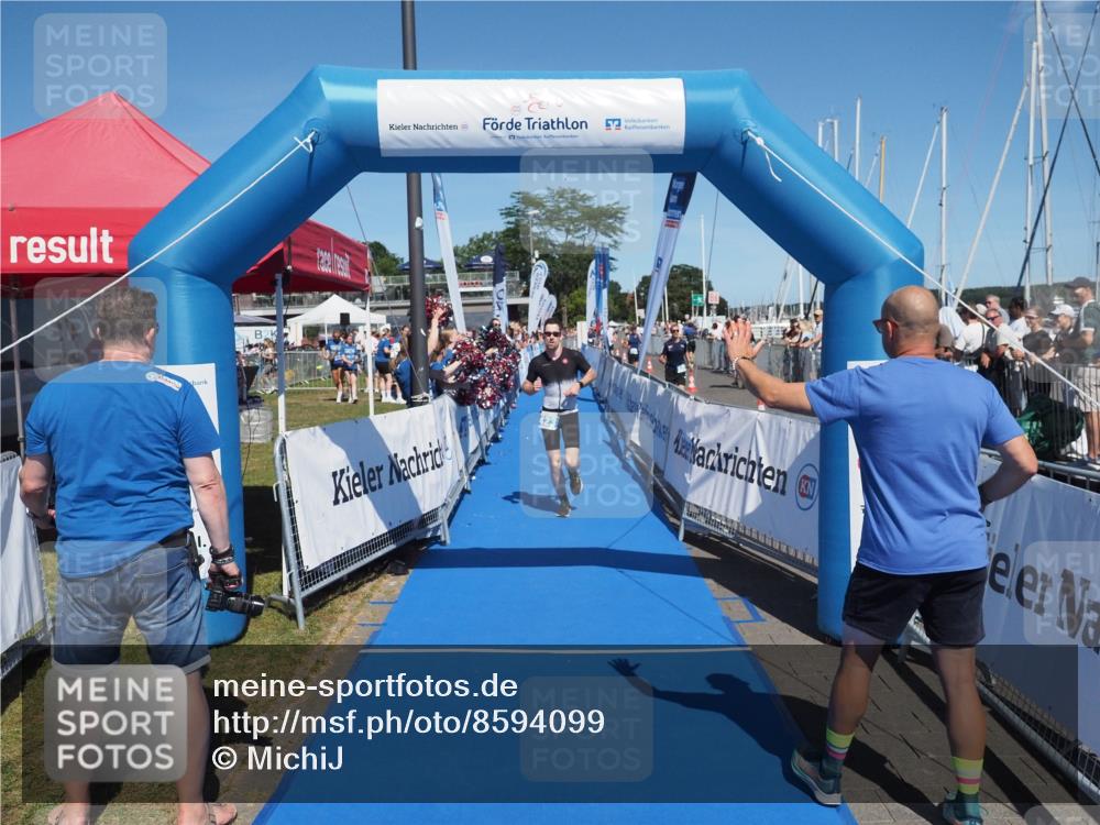 17.08.2025 - KN Förde Triathlon 2025 MichiJ http://msf.ph/oto/8594099 17.08.2025 13:54:35 Laufen 423 meine-sportfotos.de